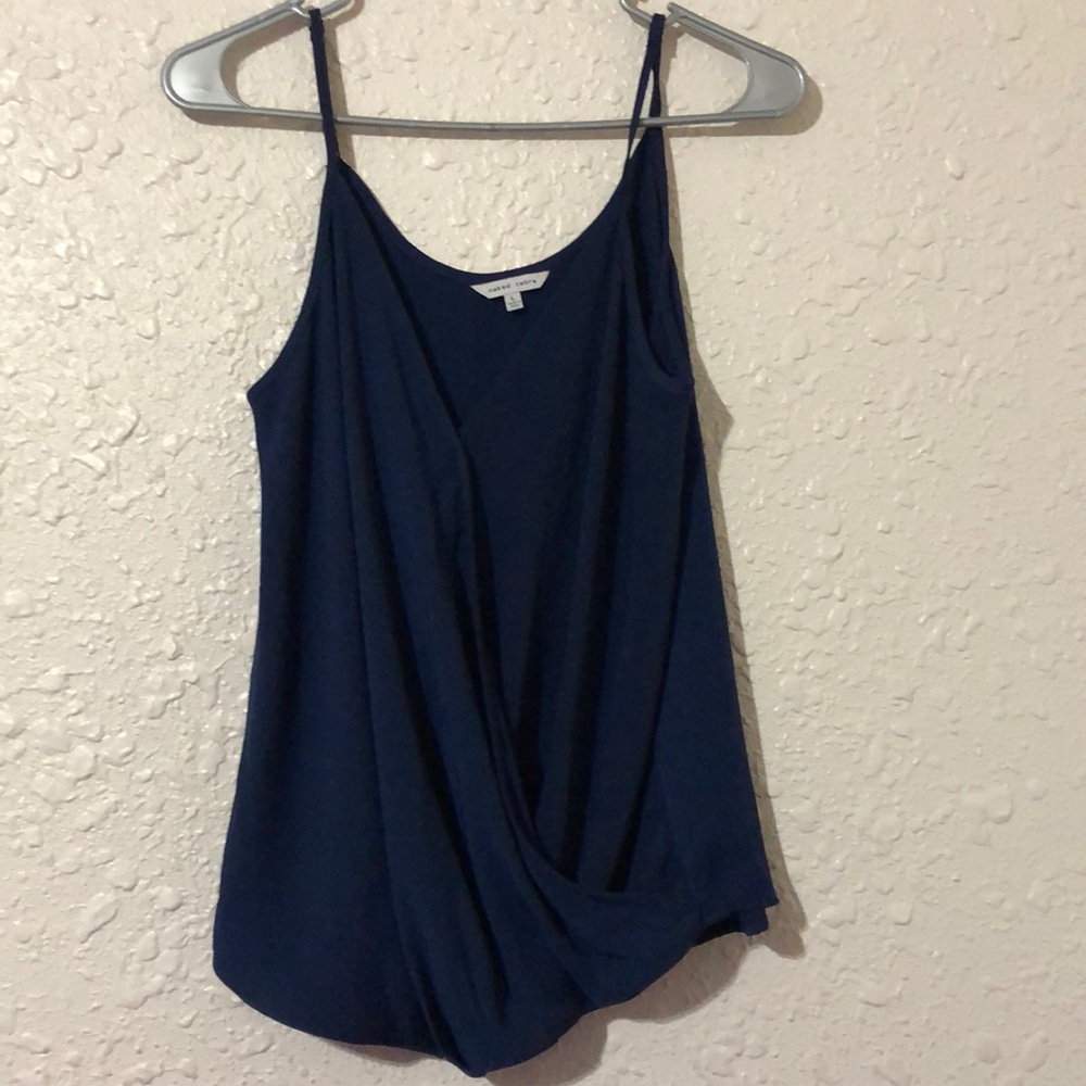 blue tank top